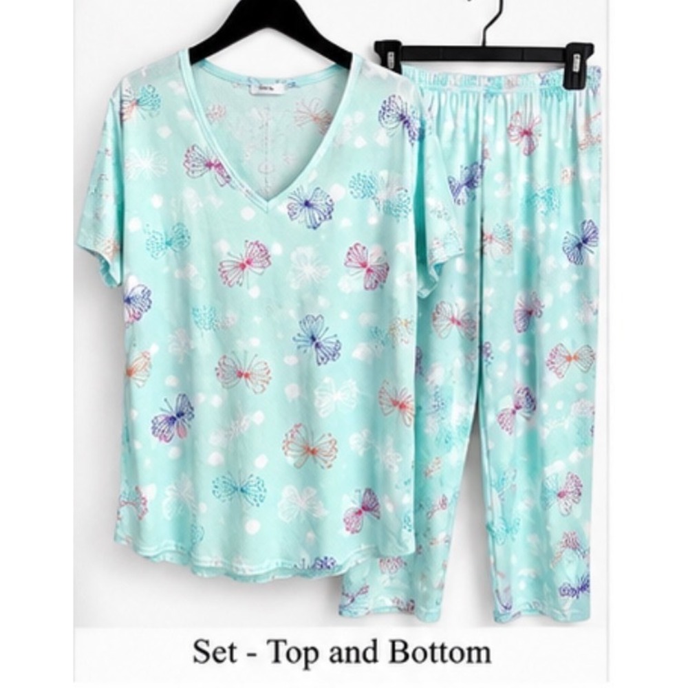Women Pajama Set XL Mint Green Butterfly Print V-Neck Top & Cropped Pants 2pc